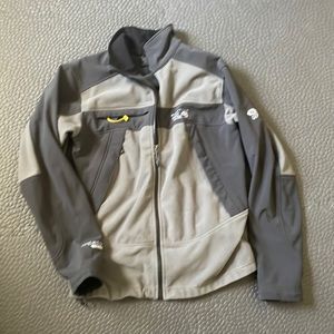 Men’s Mountain Hard Wear jacket